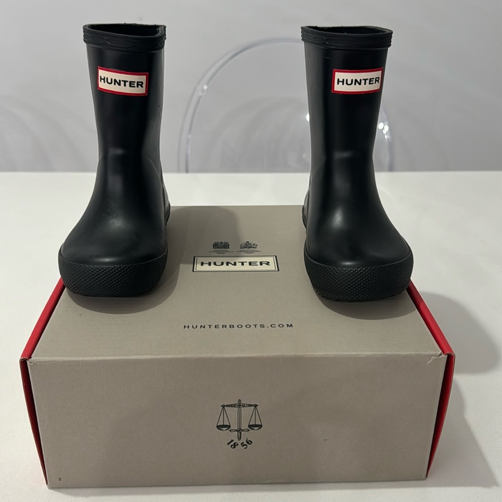 Hunter rain boots in black for kids